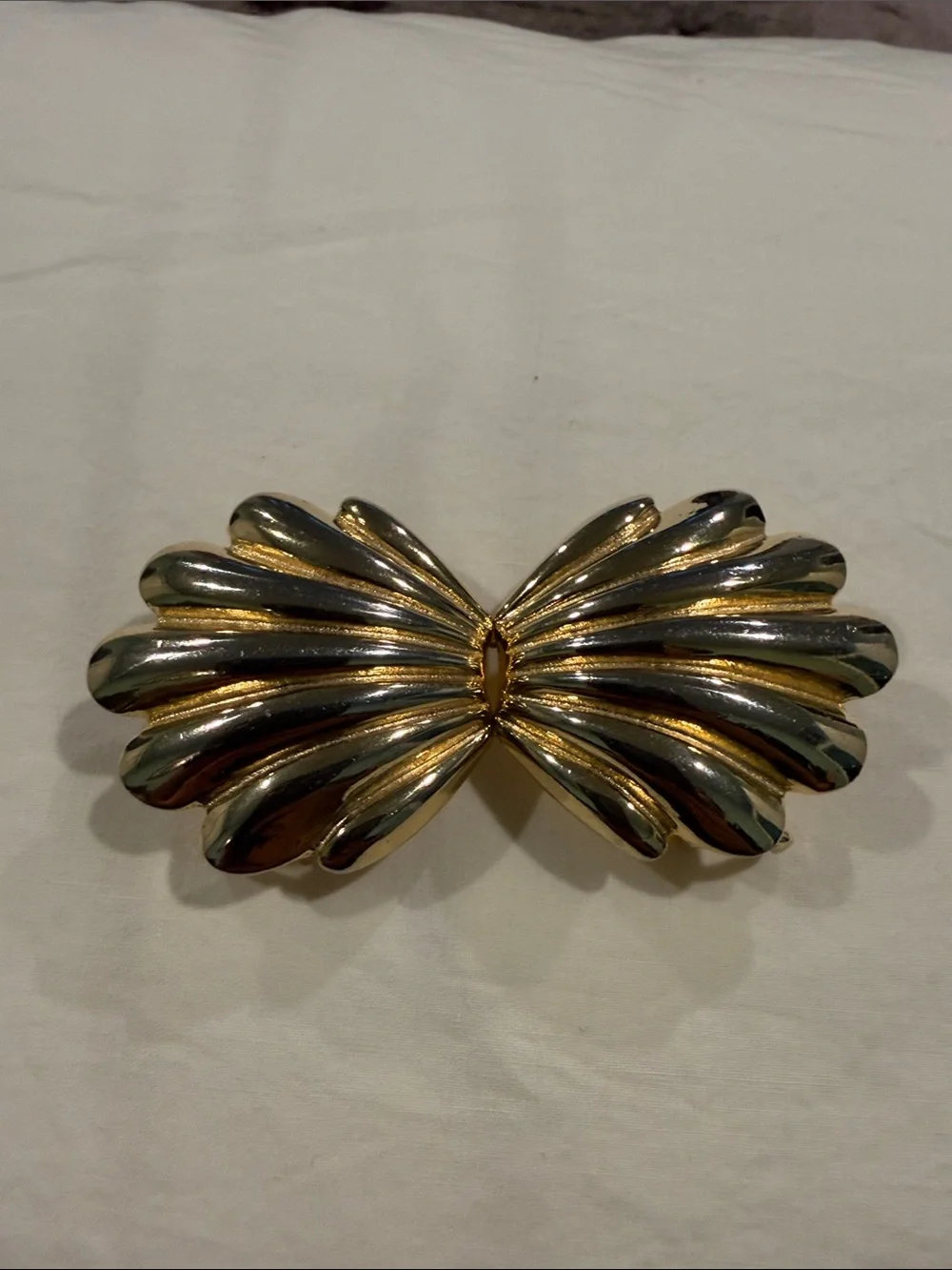 Gold Sculpted Sea Shells -Style Belt Buckle - Women's Accessory